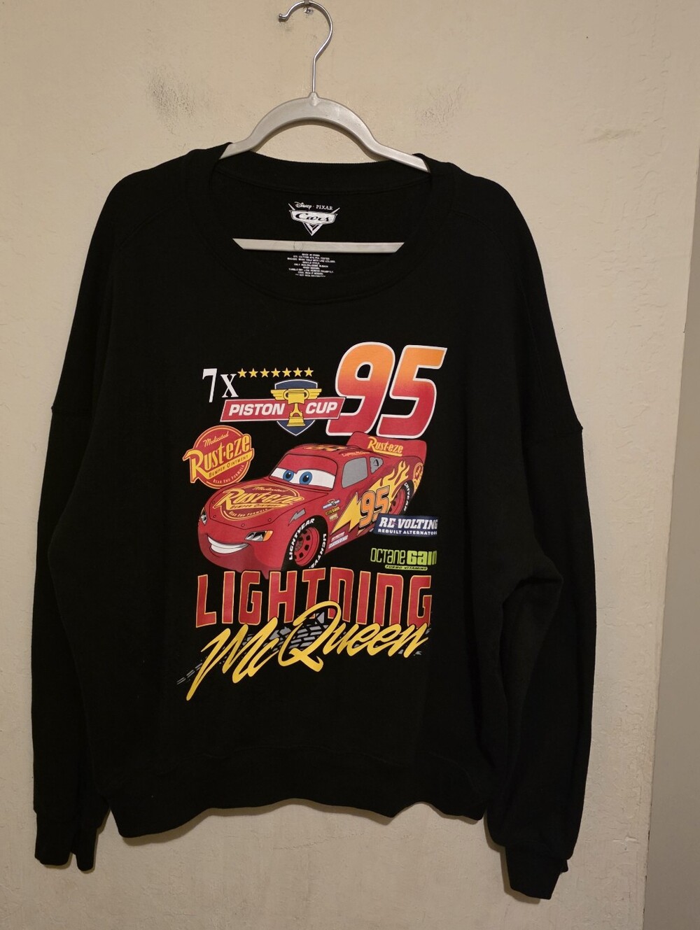 Disney Pixar Cars Lightning McQueen Graphic Fleece Sweatshirt Black unisex  L